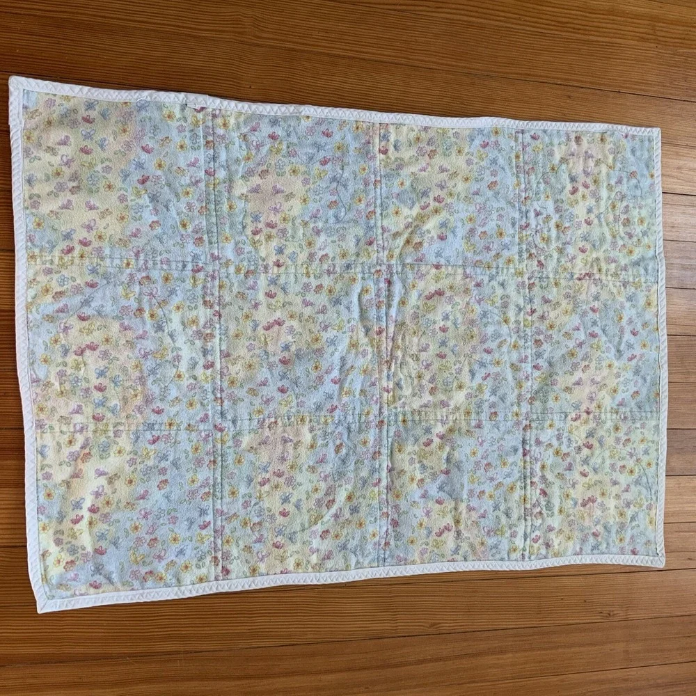VTG Handmade Cross Stitch Baby Nursery Quilt Handmade Yellow 22x32 Dog Cat Duck